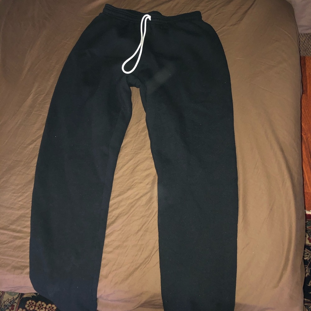 Black sweatpants